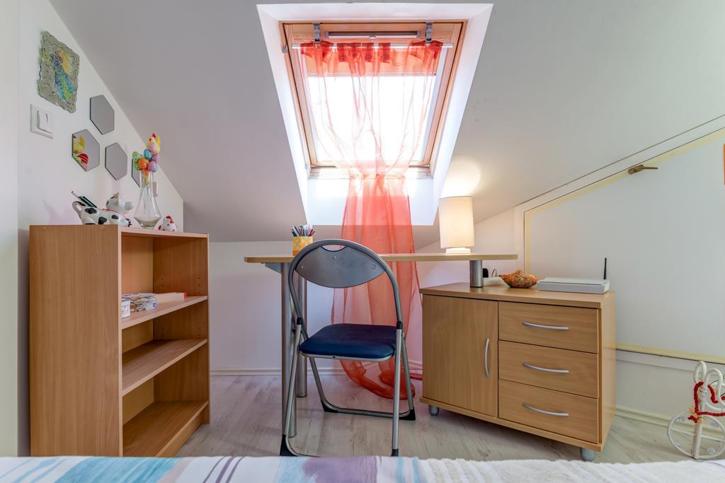 Apartment Sea View Mouth Cetina 奥米什 外观 照片